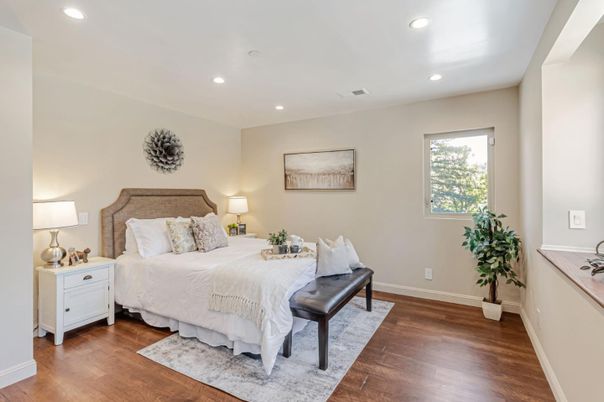 Bedroom, Interior, Recessed Lighting, Wood Texture Flooring