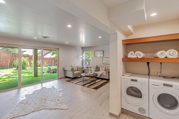 Interior, Living room, Recessed Lighting, Washer, Wood Texture Flooring
