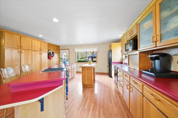 Interior, Kitchen, Recessed Lighting, Wood Texture Flooring