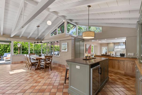 Dining room, Interior, Kitchen, Pendant Lights, Recessed Lighting
