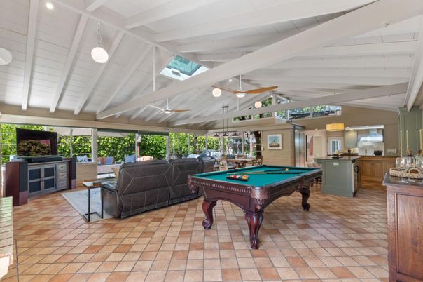 Billiard Table, Game Room, Interior, Living room, Pendant Lights