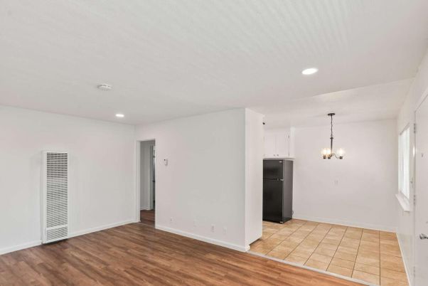 Chandelier, Empty room, Interior, Recessed Lighting, Wood Texture Flooring