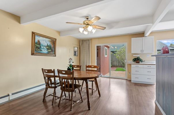 Dining room, Interior, Wood Texture Flooring