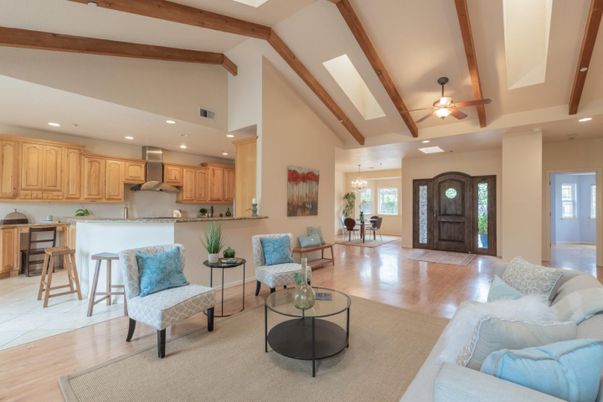 Chandelier, Dining room, Interior, Kitchen, Living room, Recessed Lighting, Wooden Beams, Wood Texture Flooring