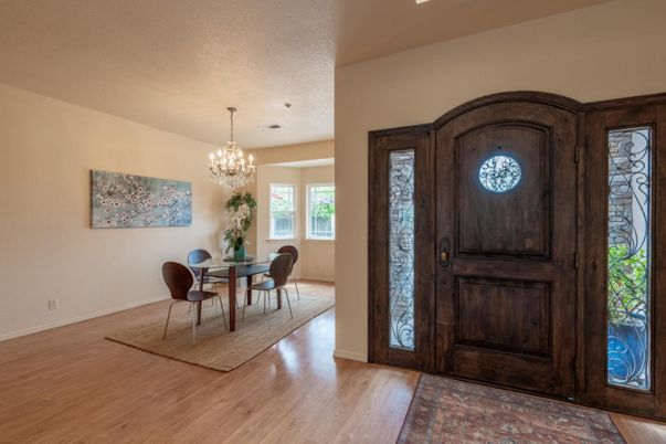 Chandelier, Dining room, Interior, Recessed Lighting, Wood Texture Flooring