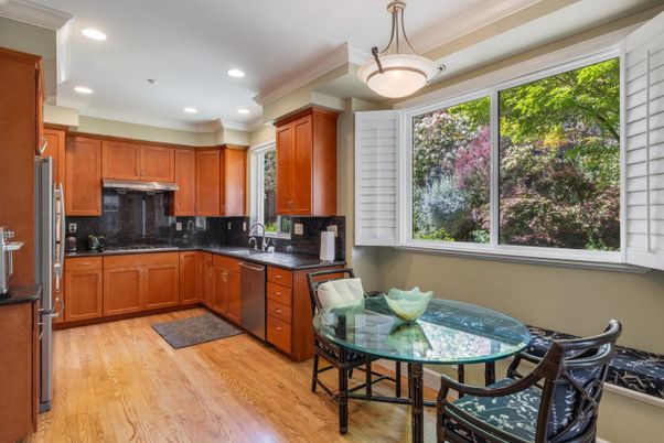 Dining room, Interior, Kitchen, Pendant Lights, Recessed Lighting, Wood Texture Flooring