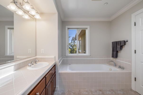Bathroom, Interior, Tile Countertops