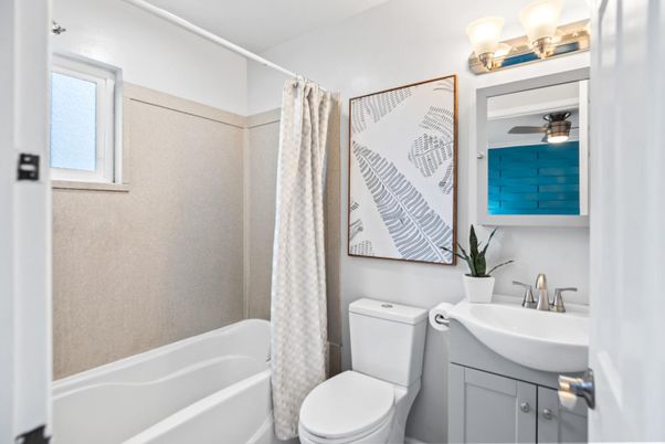 Bathroom, Interior