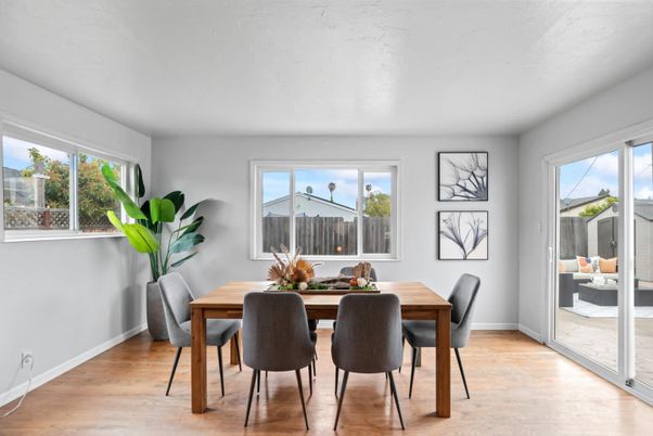 Dining room, Interior, Wood Texture Flooring