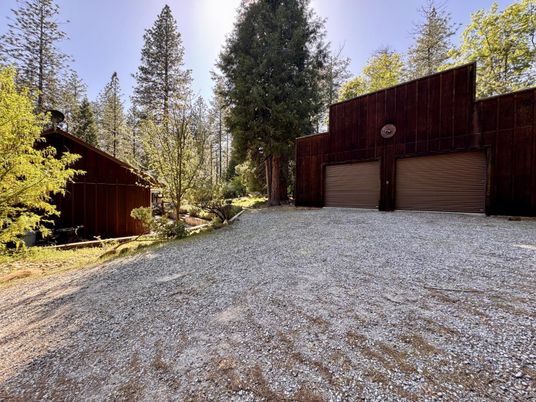 Backyard, Detached Garage, Exterior