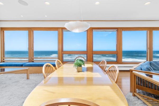 Dining room, Interior, Pendant Lights, Recessed Lighting, Water, Wood Texture Flooring
