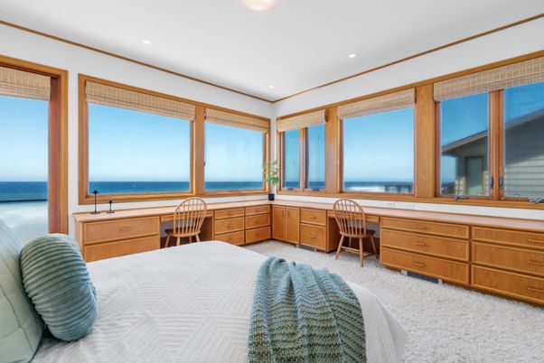 Bedroom, Home Office, Interior, Recessed Lighting, Water