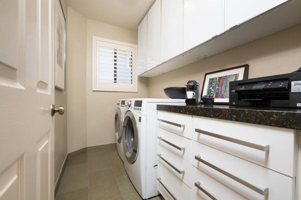 Interior, Washer