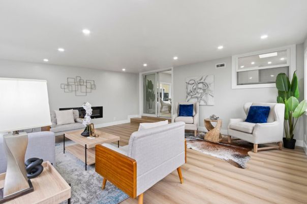 Interior, Living room, Recessed Lighting, Wood Texture Flooring