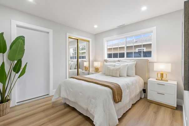 Bedroom, Interior, Recessed Lighting, Wood Texture Flooring
