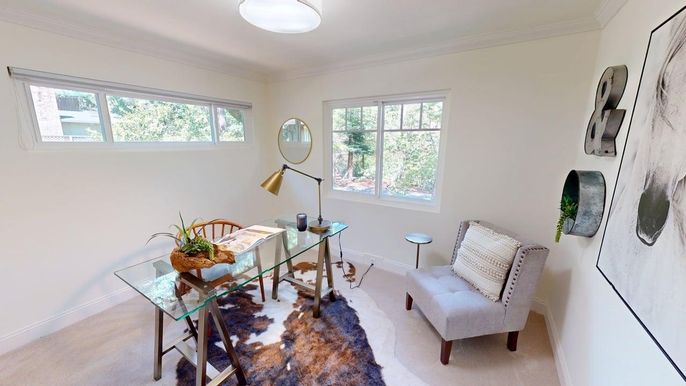 Home Office, Interior