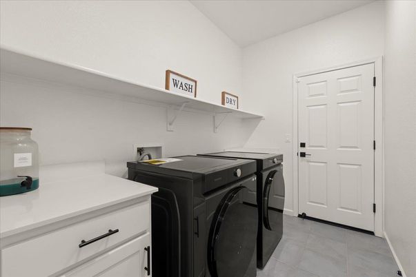 Interior, Washer