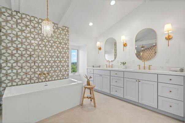 Bathroom, Dual Sink Vanities, Free Standing Baths, Interior, Pendant Lights, Recessed Lighting