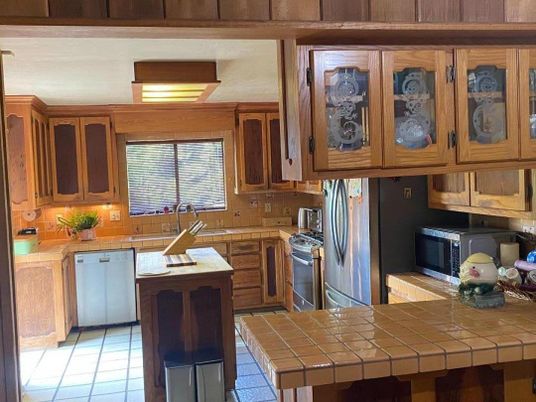 Interior, Kitchen, Tile Countertops