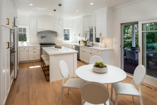Dining room, Interior, Kitchen, Pendant Lights, Recessed Lighting, Stainless Steel Appliances, Wood Texture Flooring