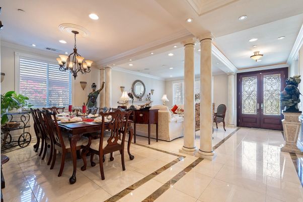 Chandelier, Dining room, Interior, Living room, Recessed Lighting
