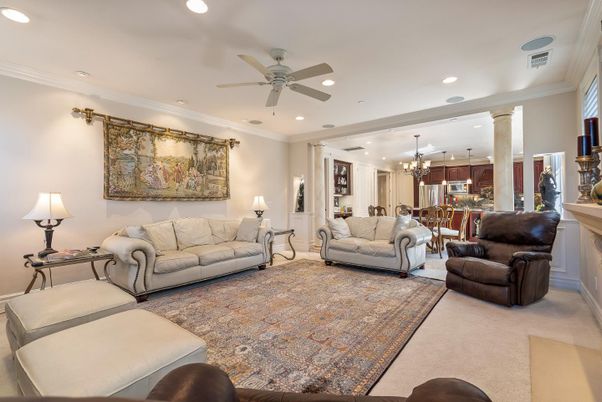Chandelier, Dining room, Interior, Living room, Recessed Lighting
