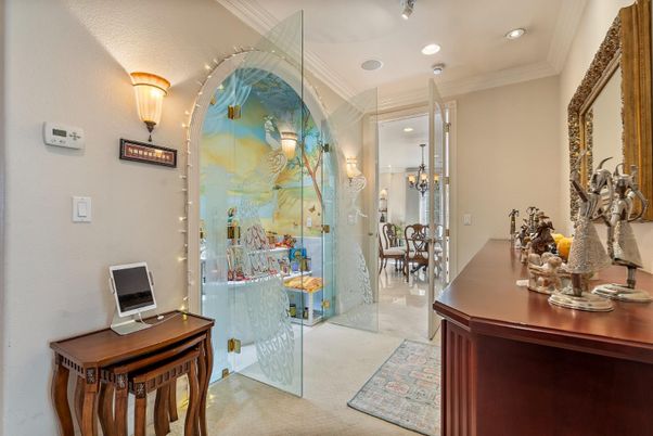 Chandelier, Dining room, Interior, Recessed Lighting