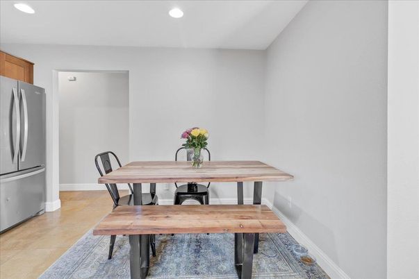 Dining room, Interior, Recessed Lighting