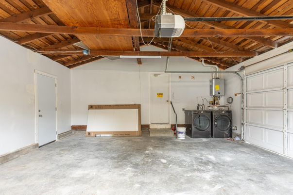 Garage, Interior, Washer, Wooden Beams, Wooden Ceilings