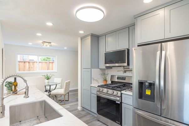 Dining room, Interior, Kitchen, Recessed Lighting, Stainless Steel Appliances, Wood Texture Flooring