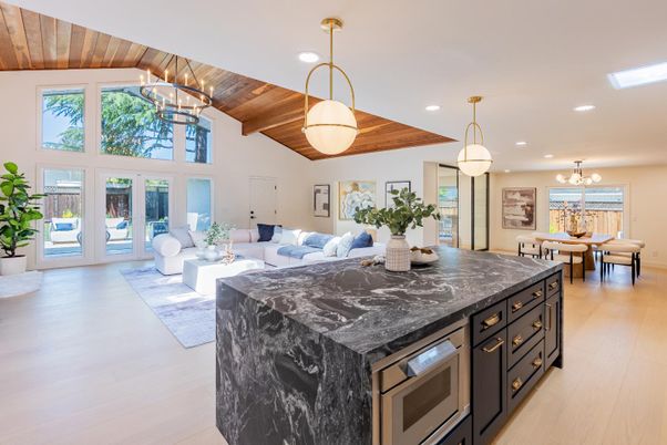 Chandelier, Dining room, Interior, Kitchen, Living room, Pendant Lights, Recessed Lighting, Wooden Ceilings, Wood Texture Flooring