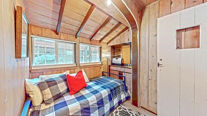 Bedroom, Interior, Wooden Ceilings, Wooden Walls