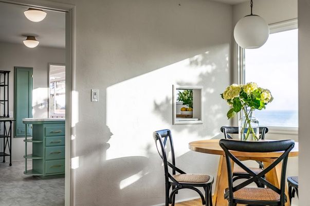 Dining room, Interior, Pendant Lights