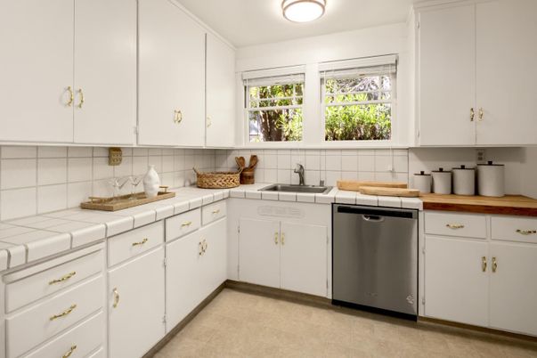 Interior, Kitchen, Tile Countertops