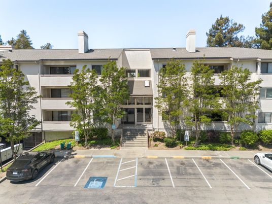 Exterior, Facade, Condo Building