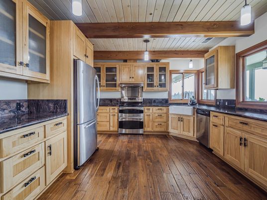 Interior, Kitchen, Stainless Steel Appliances, Wooden Beams, Wooden Ceilings, Wood Texture Flooring