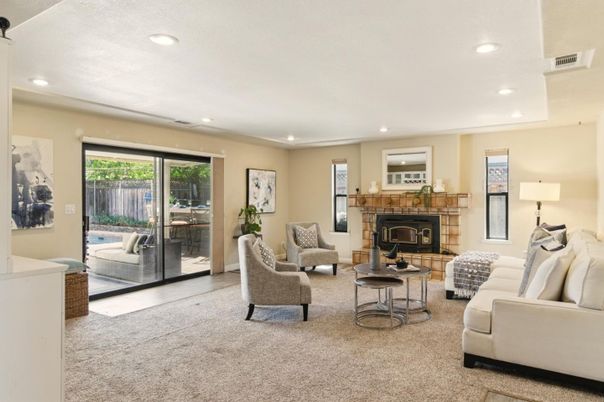 Fireplace, Interior, Living room, Recessed Lighting