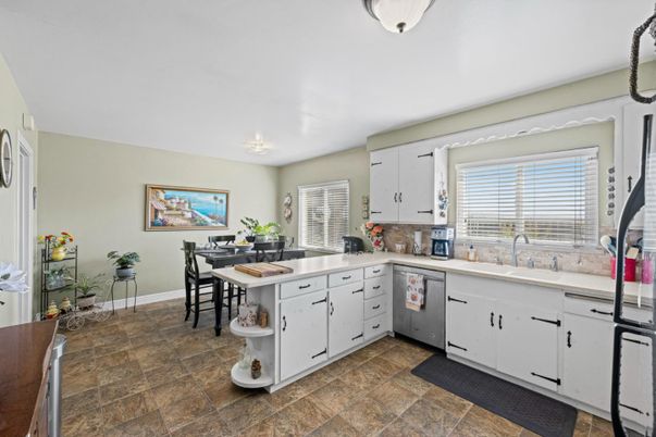 Dining room, Interior, Kitchen