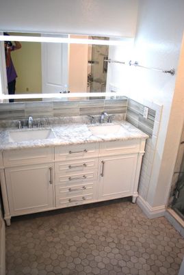 Bathroom, Dual Sink Vanities, Interior