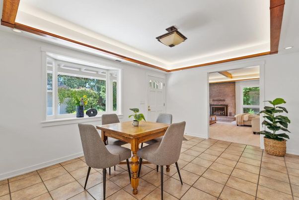 Dining room, Fireplace, Interior, Recessed Lighting