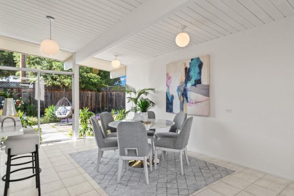 Dining room, Interior, Pendant Lights