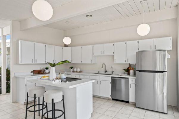 Interior, Kitchen, Pendant Lights, Stainless Steel Appliances