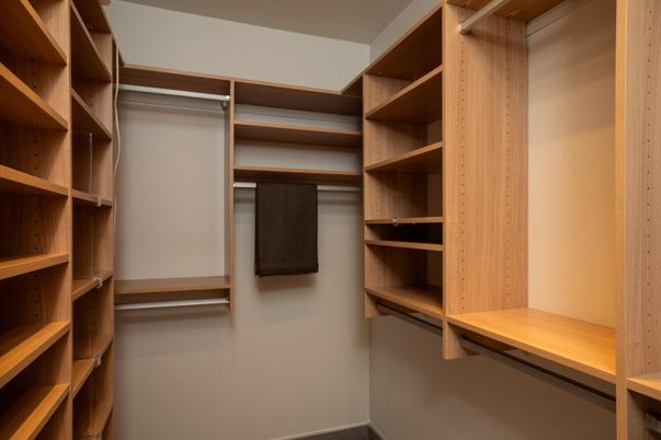 Interior, Walk-in Closets