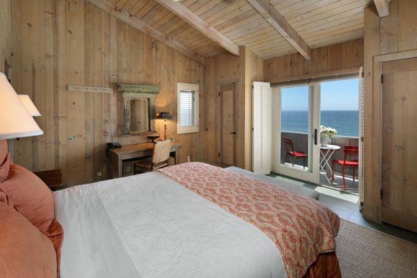 Bedroom, Interior, Water, Wooden Beams, Wooden Ceilings, Wooden Walls