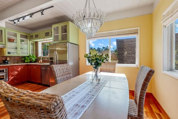 Chandelier, Dining room, Interior, Kitchen, Stainless Steel Appliances, Wood Texture Flooring