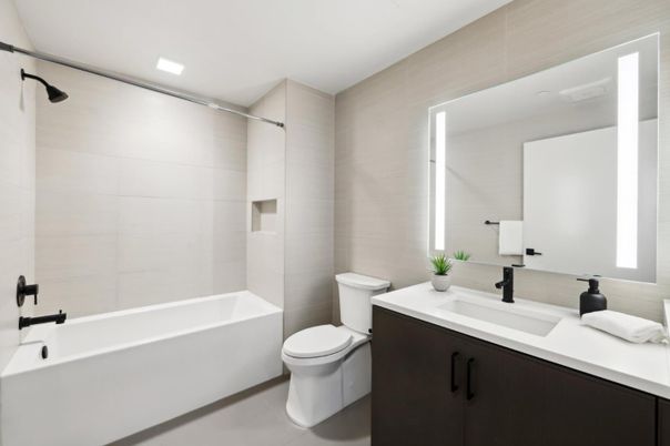 Bathroom, Interior, Recessed Lighting