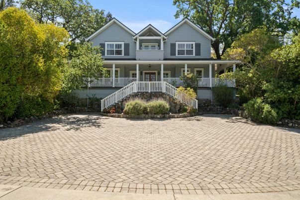Exterior, Facade, American Craftsman