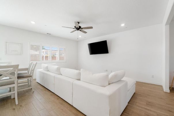 Dining room, Interior, Living room, Recessed Lighting, Wood Texture Flooring