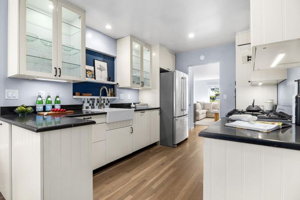 Interior, Kitchen, Recessed Lighting, Wood Texture Flooring