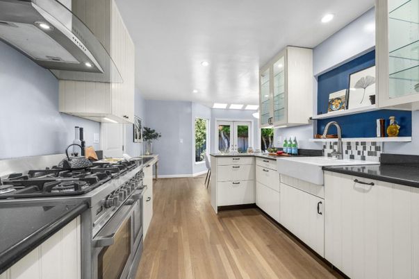 Interior, Kitchen, Recessed Lighting, Wood Texture Flooring